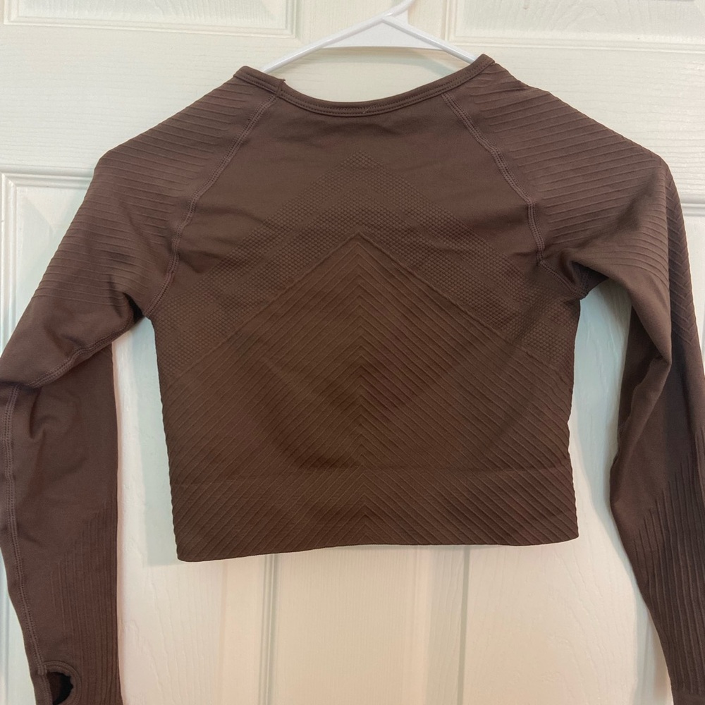 Sweat society brown move your body long sleeve workout top. Size small